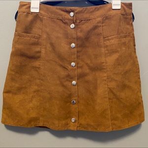 H&M buttoned down skirt